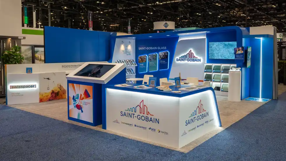 winner photo of stand miami cmontserrat